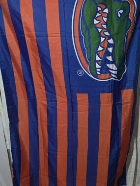 Florida Gators Striped Fan Flag - Blue & Orange